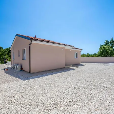 Hébergement de vacances Stocozzi By Interhome *